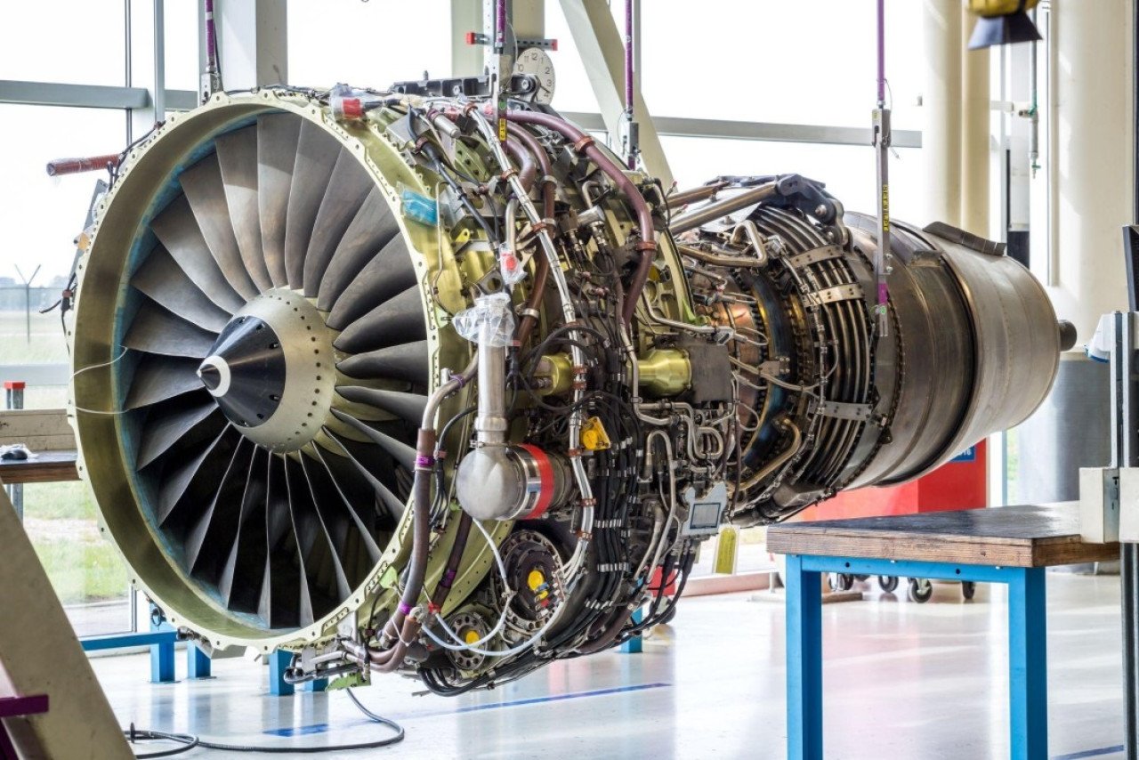 How 3D Printing Is Revolutionizing the Aerospace & Automotive Industries